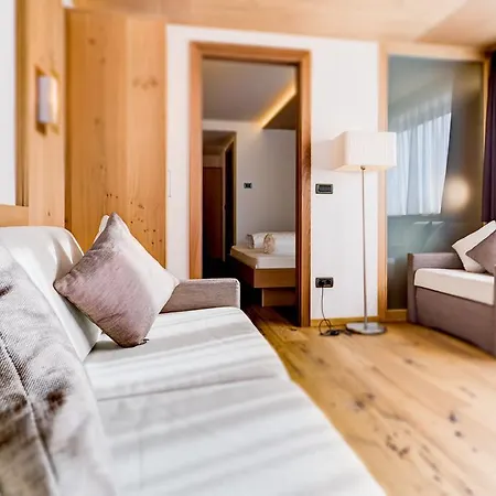 Hotel Fanes